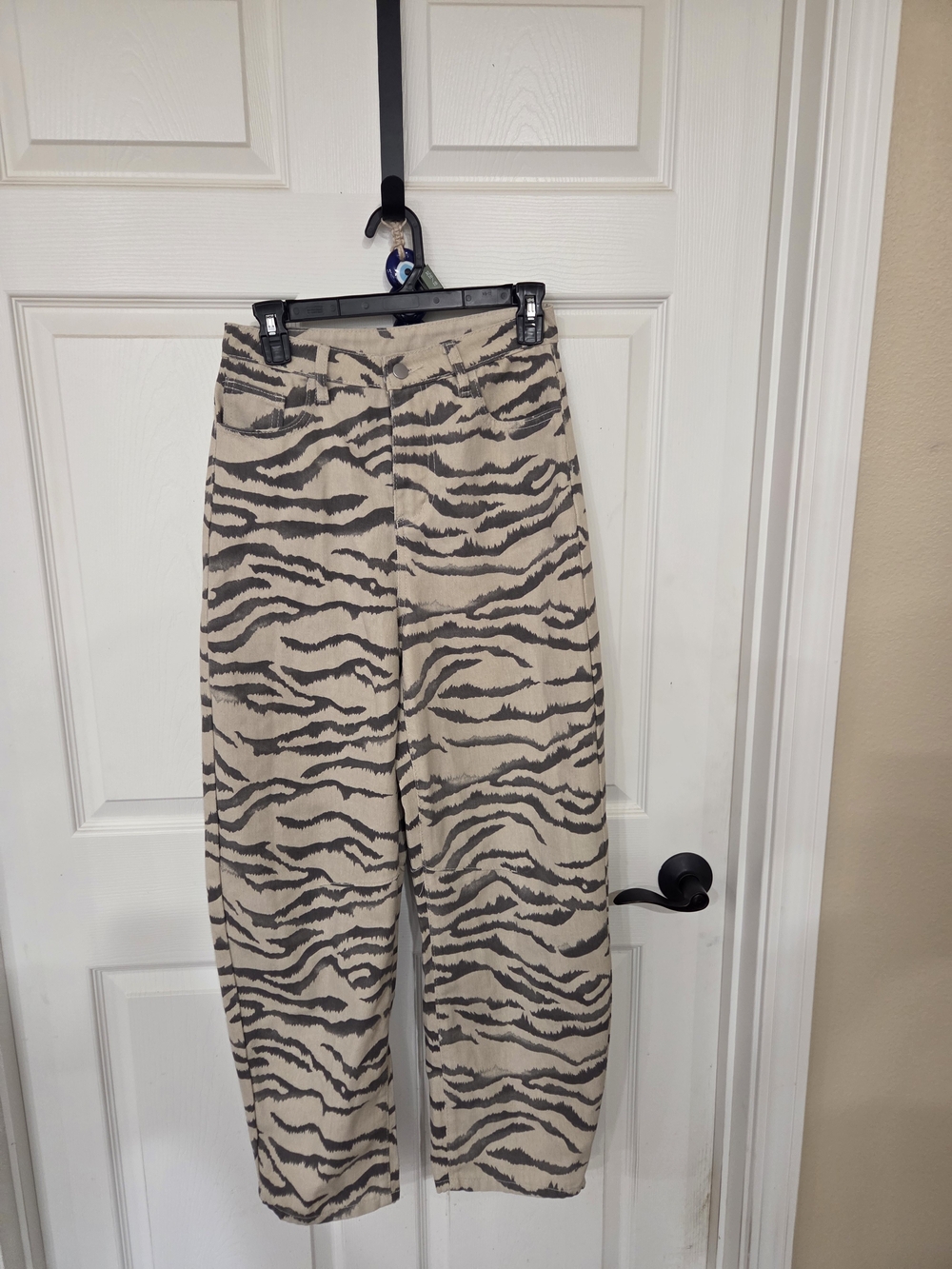 SHEIN Beige & Black Wide Leg Zebra Print Pants